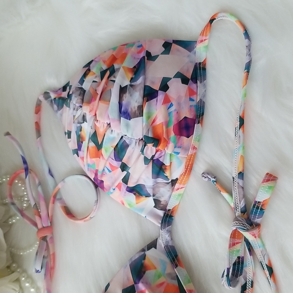 Triangle Push-Up Style String Bikini Top Abstract Print Ruched Detail - Picture 3 of 6